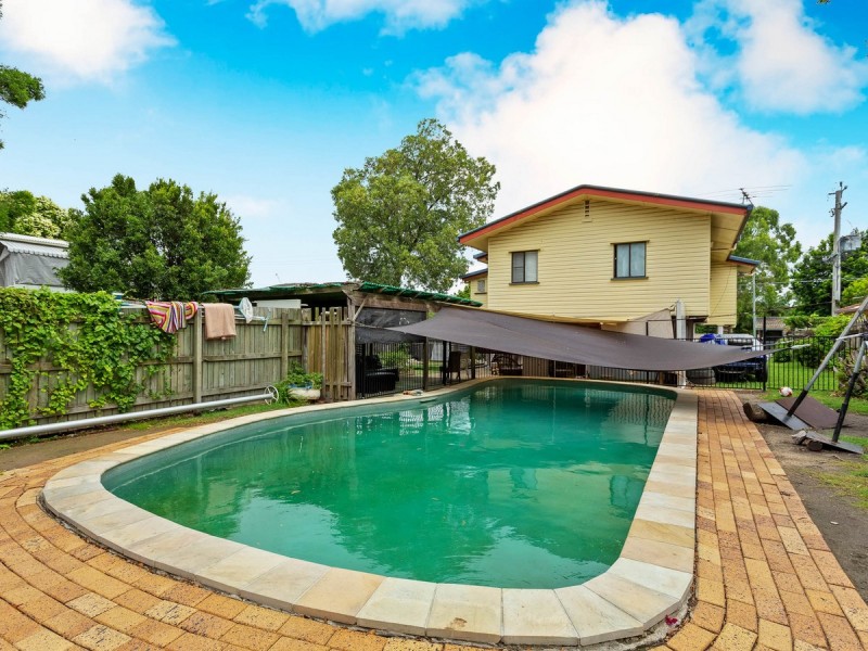 68 Georgina Street, Woody Point QLD 4019