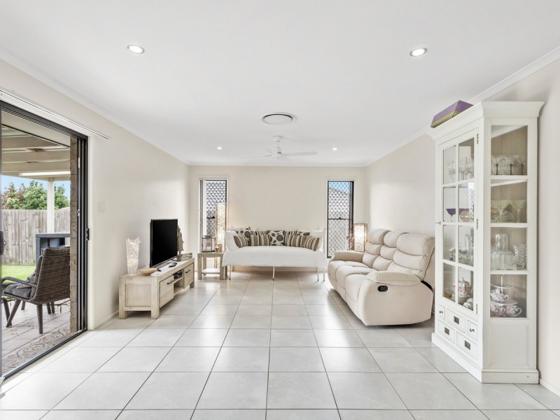 45 Rolland Parade, Warner QLD 4500