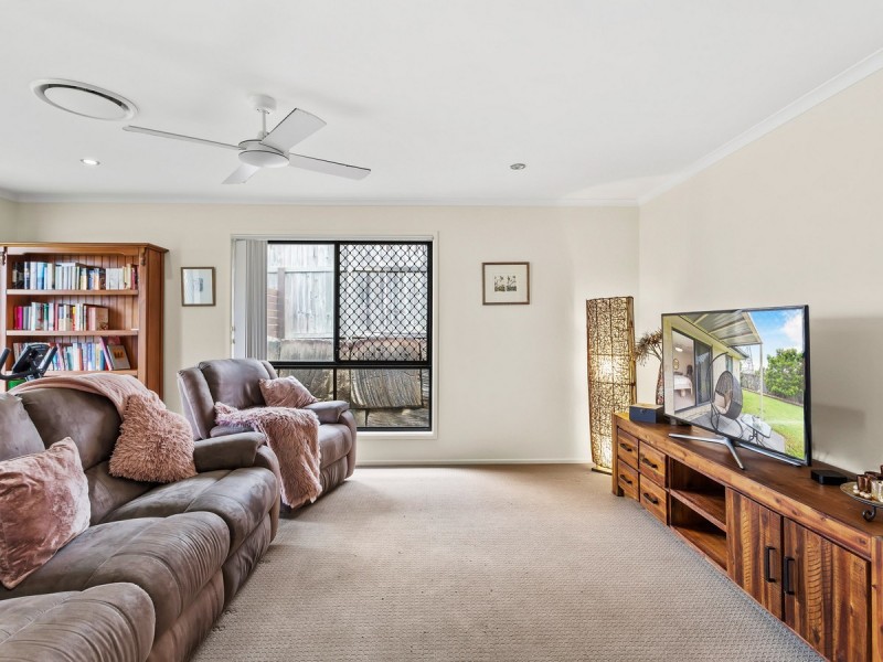 45 Rolland Parade, Warner QLD 4500