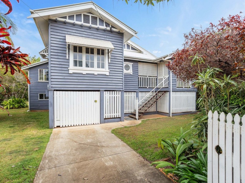 9 Osbourne Street, Scarborough QLD 4020
