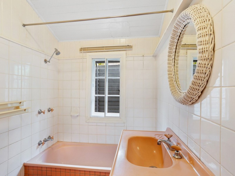 9 Osbourne Street, Scarborough QLD 4020