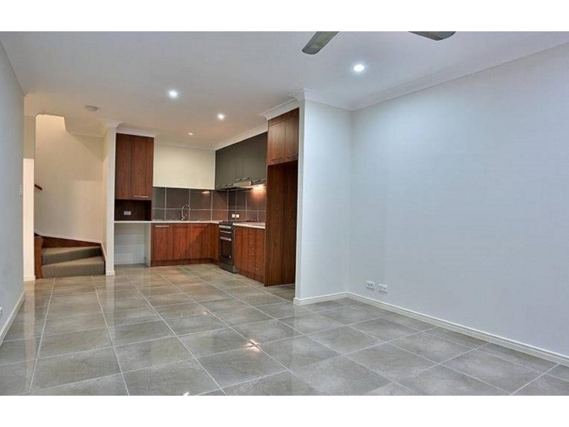 19 Girraween Lane, Fitzgibbon QLD 4018
