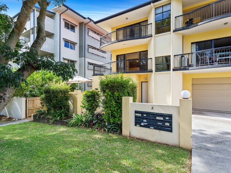 6/2-4 Henry Street, Redcliffe QLD 4020