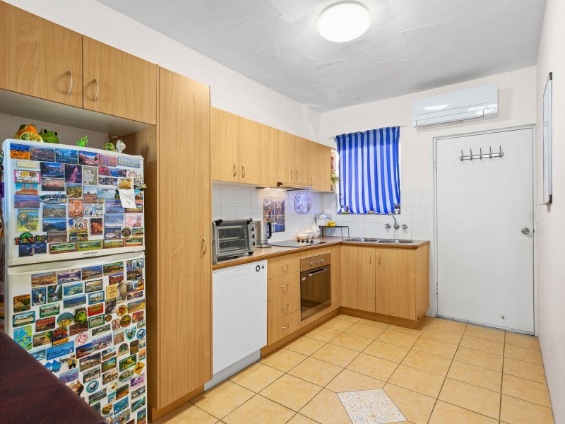 2/131 Margate Parade, Margate QLD 4019