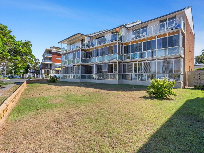 2/131 Margate Parade, Margate QLD 4019