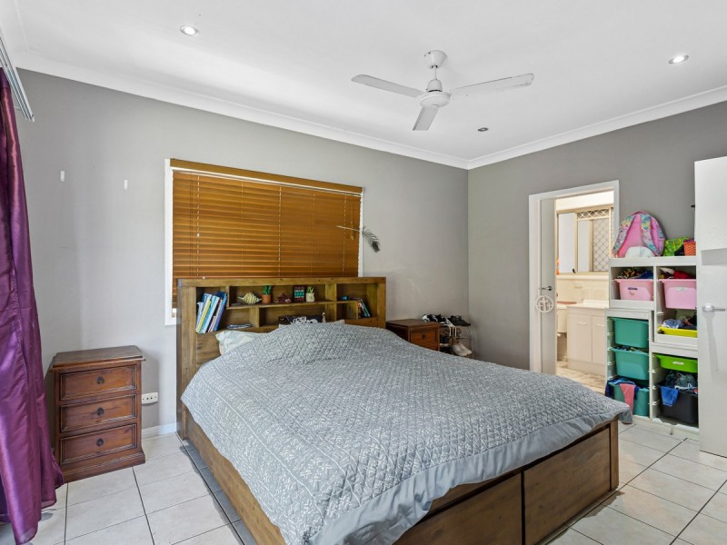 25 Marigold Street, Margate QLD 4019