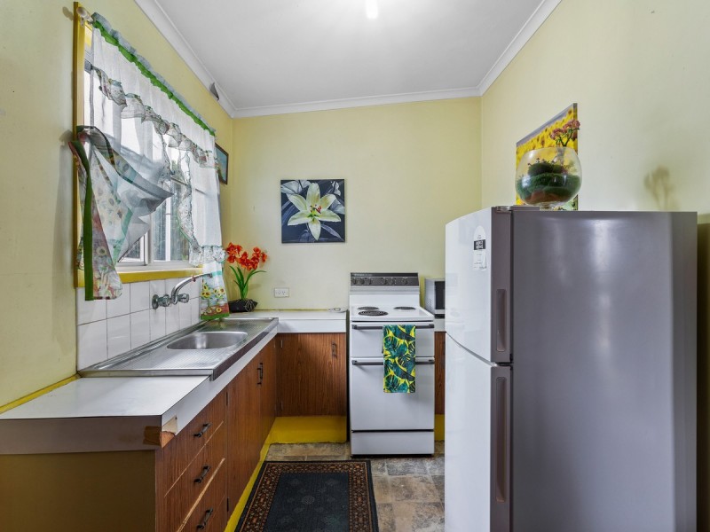 30 Ettie Street, Redcliffe QLD 4020