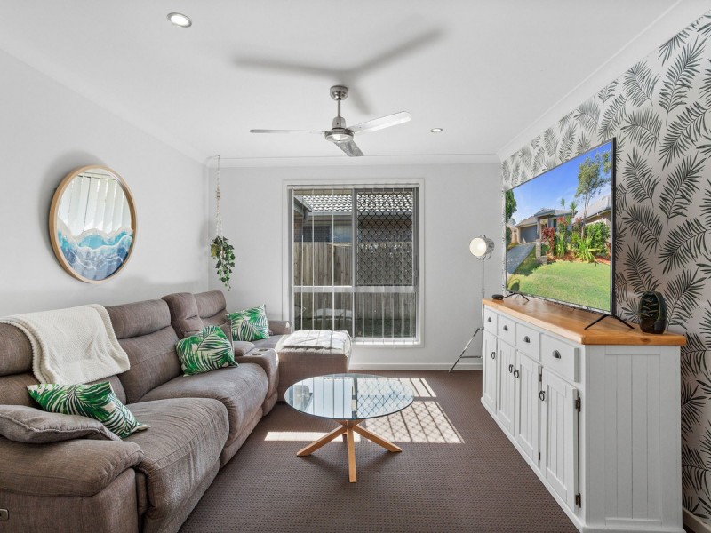 42 Feather Court, Morayfield QLD 4506