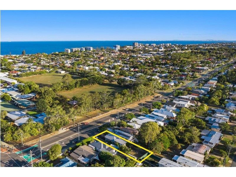 169 Scarborough Road, Redcliffe QLD 4020