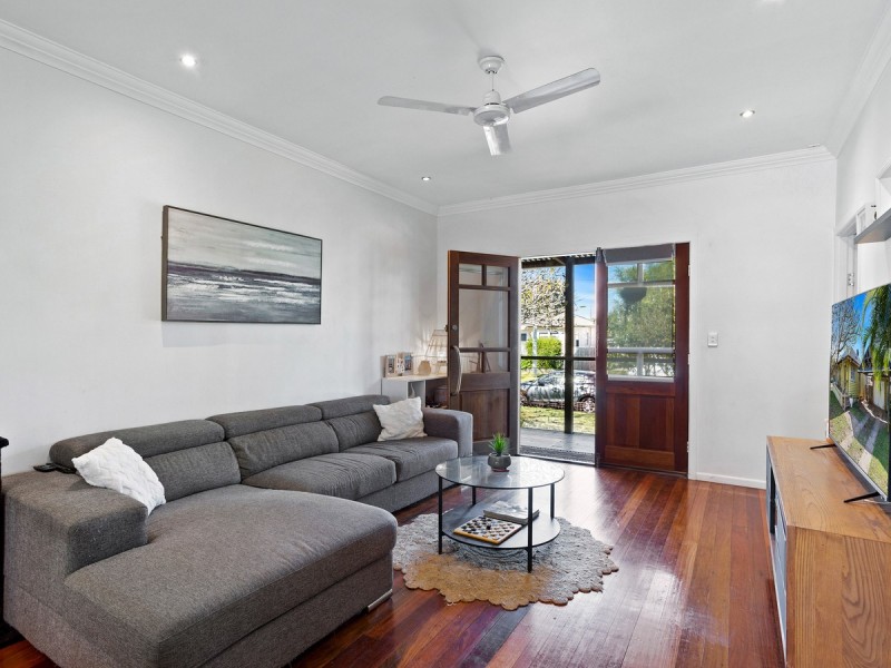 20 Westbrook Street, Woody Point QLD 4019