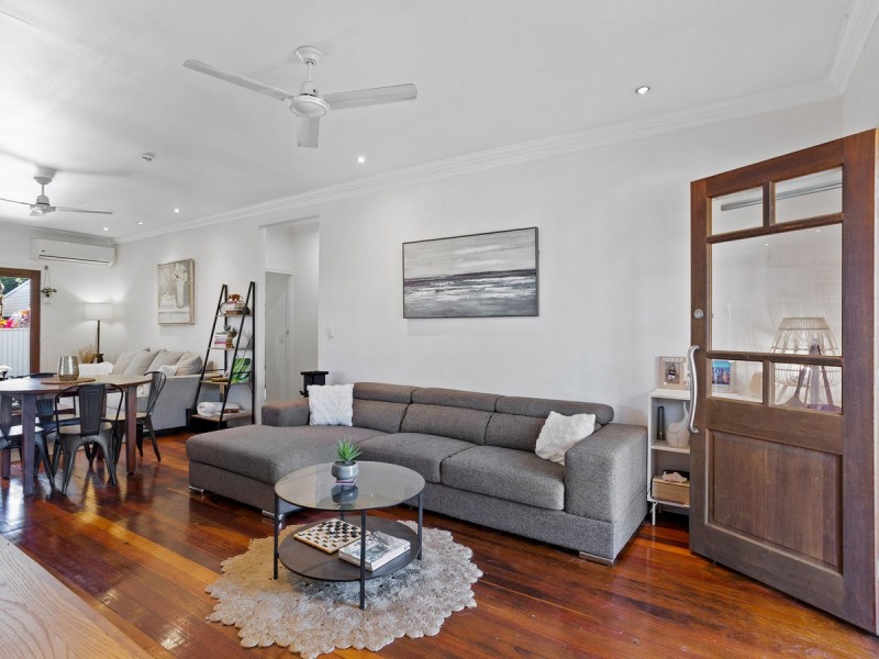 20 Westbrook Street, Woody Point QLD 4019