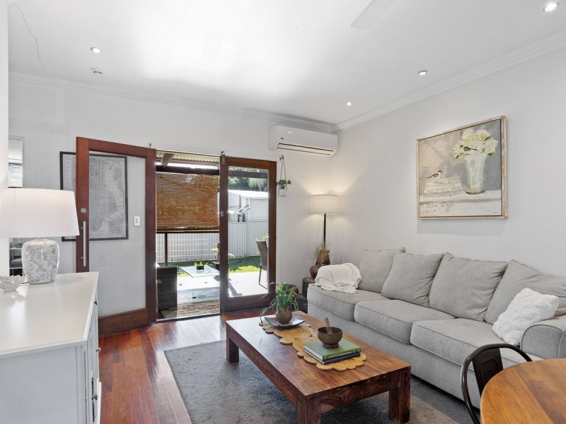 20 Westbrook Street, Woody Point QLD 4019