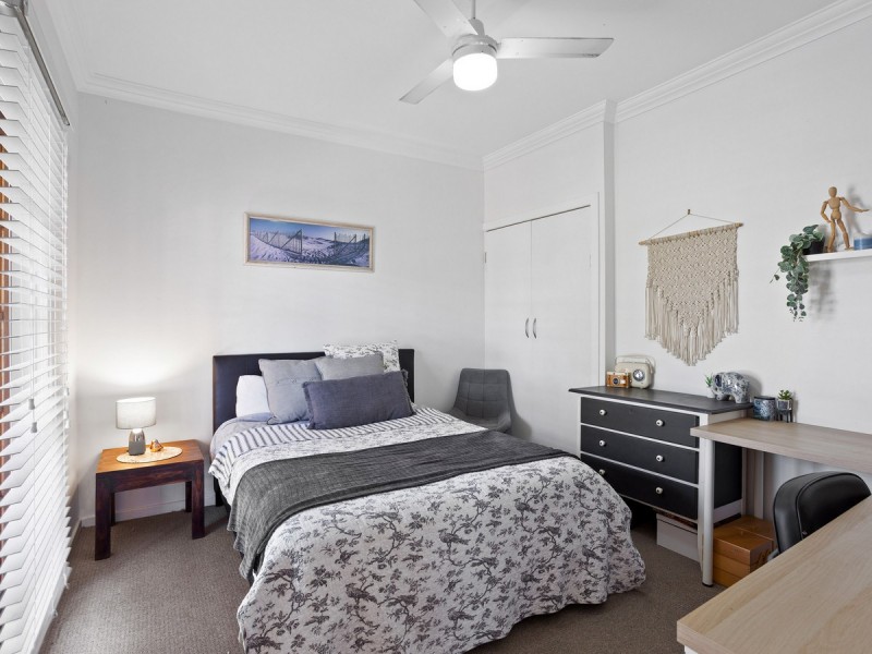 20 Westbrook Street, Woody Point QLD 4019