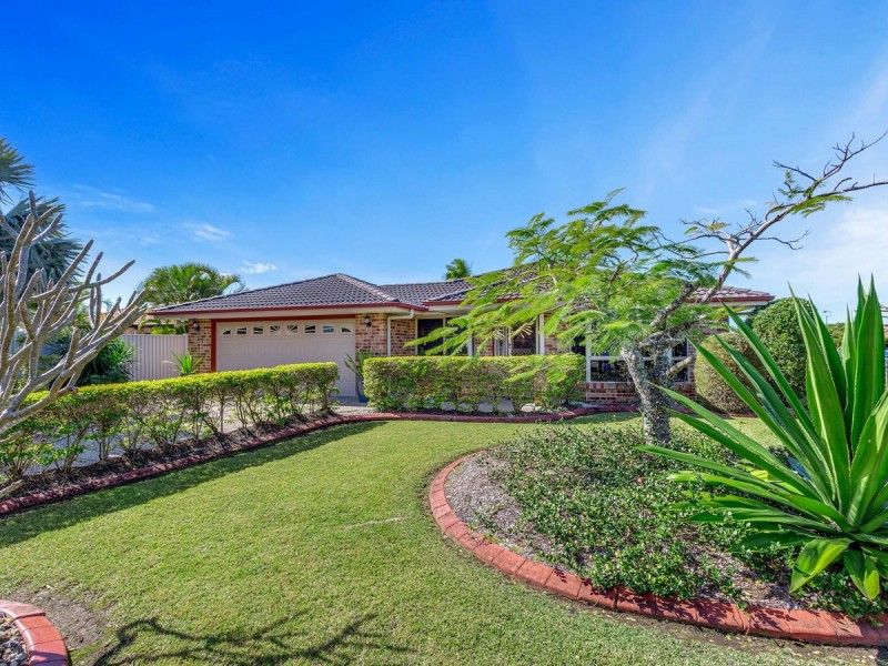 12 Walsh Street, Redcliffe QLD 4020