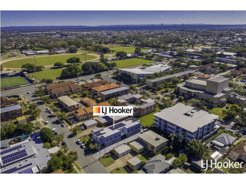 2/8 Meredith Street, Redcliffe QLD 4020