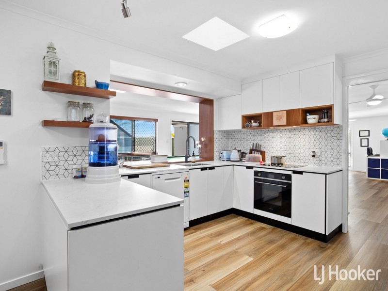 26 Paradise Court, Clontarf QLD 4019