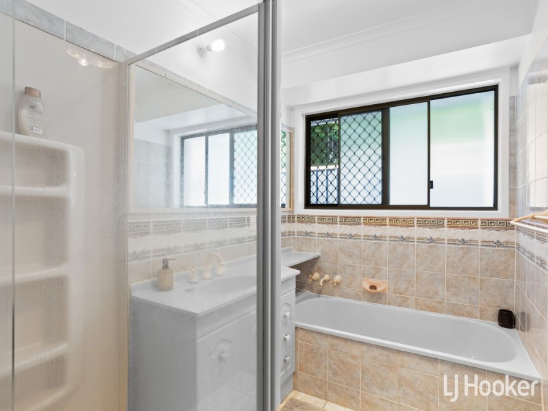 26 Paradise Court, Clontarf QLD 4019