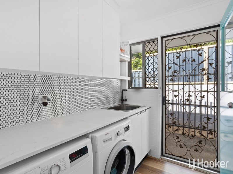 26 Paradise Court, Clontarf QLD 4019
