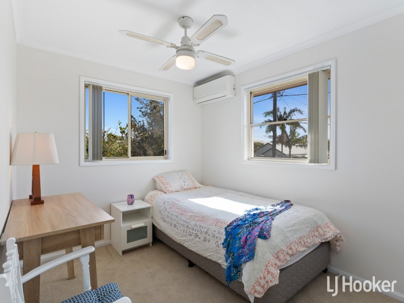 2/23-27 Bailey Street, Woody Point QLD 4019