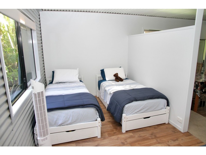 14 Pilot Street, Bulwer QLD 4025