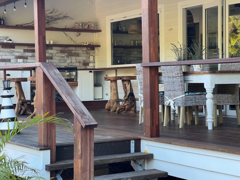 93 The Strand, Bulwer QLD 4025