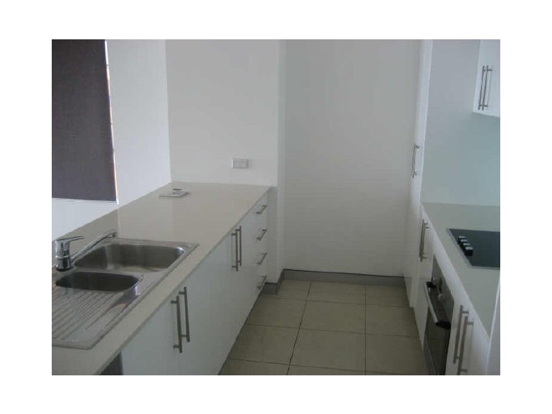 30/83 Marine Parade, Redcliffe QLD 4020