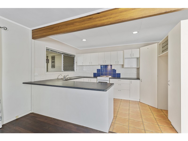 4 Mavor Street, Clontarf QLD 4019