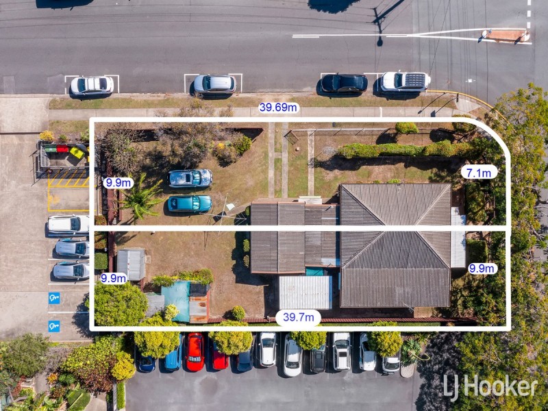 101 Anzac Avenue, Redcliffe QLD 4020