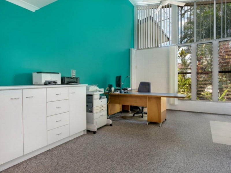 37 King Street, Woody Point QLD 4019