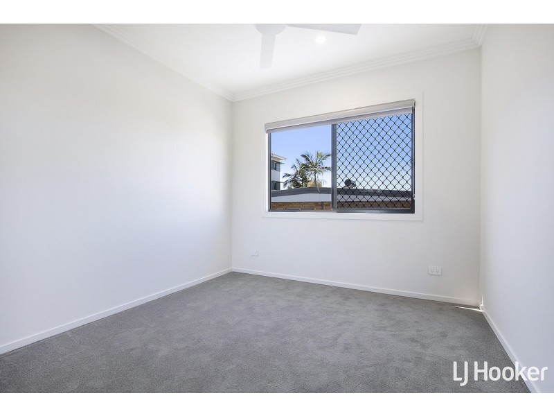 2/8 Meredith Street, Redcliffe QLD 4020
