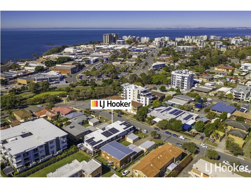 2/8 Meredith Street, Redcliffe QLD 4020