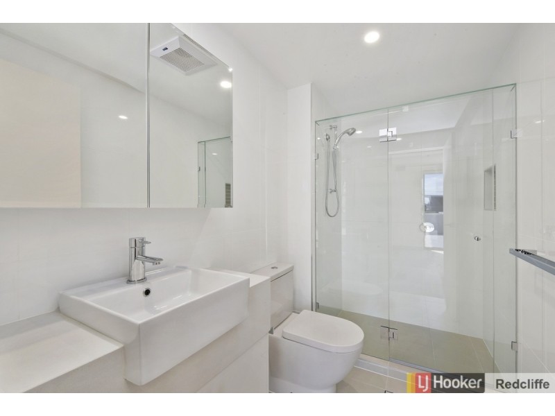 2/103 Sutton Street, Redcliffe QLD 4020