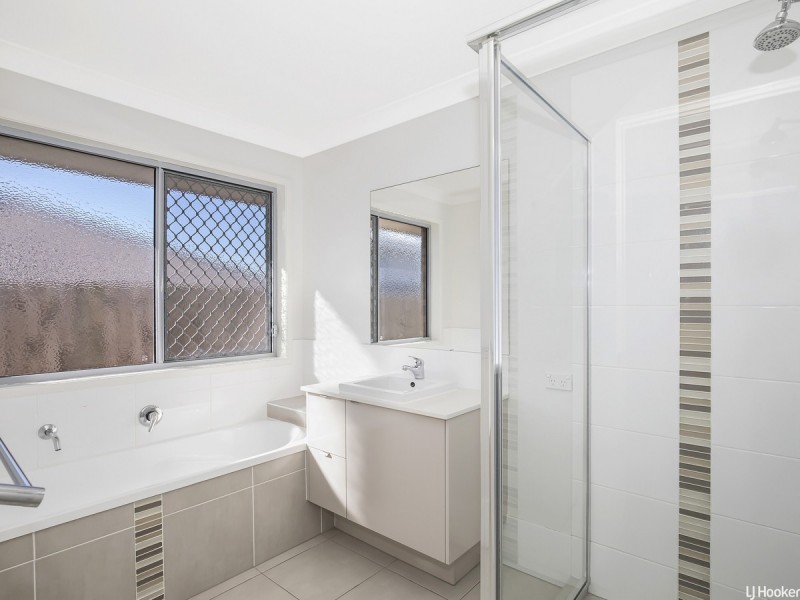 44 Braxlaw Crescent, Dakabin QLD 4503