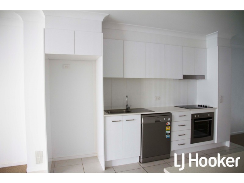 4/70 John Street, Redcliffe QLD 4020