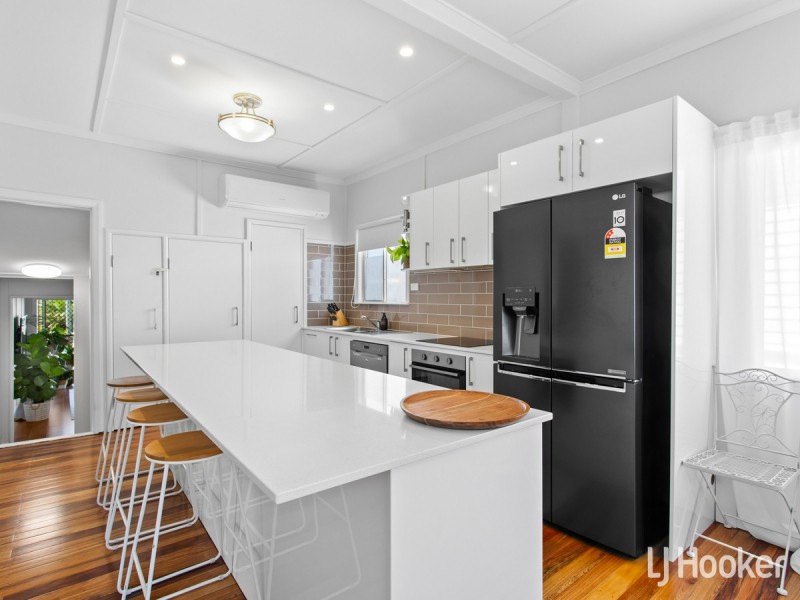 18 Bell Street, Woody Point QLD 4019