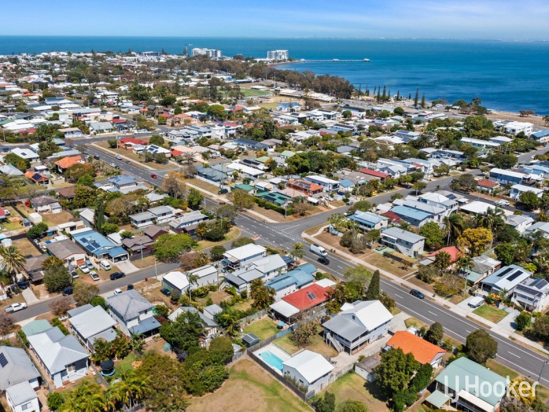 18 Bell Street, Woody Point QLD 4019