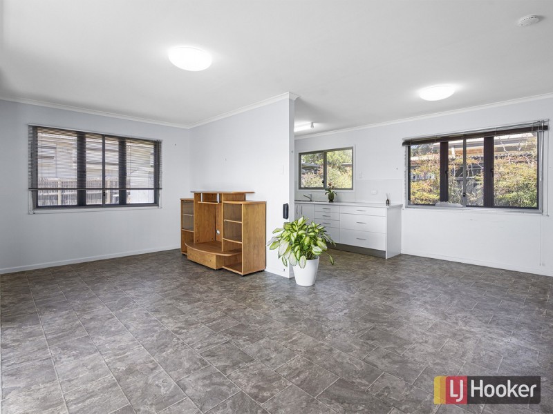 37 Pearl Street, Scarborough QLD 4020