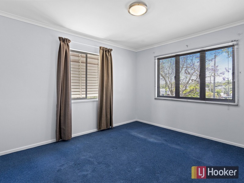 37 Pearl Street, Scarborough QLD 4020