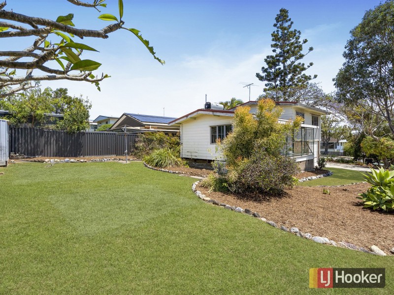 37 Pearl Street, Scarborough QLD 4020