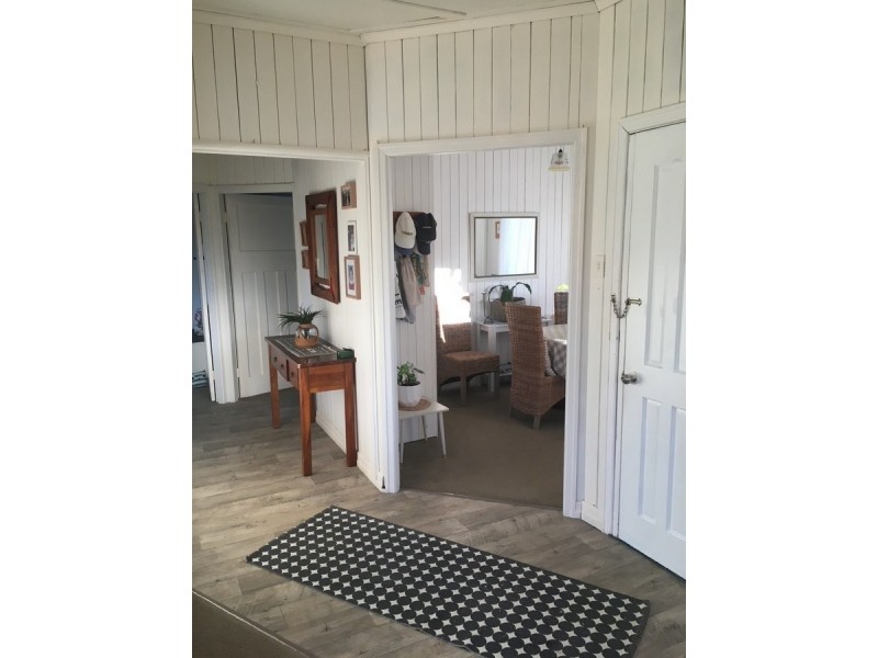 1 Disraeli Street, Margate QLD 4019