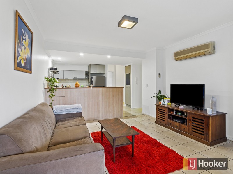 10/82-86 Mein Street, Scarborough QLD 4020