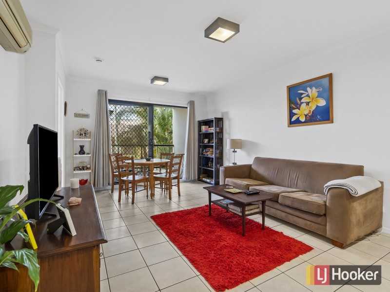 10/82-86 Mein Street, Scarborough QLD 4020