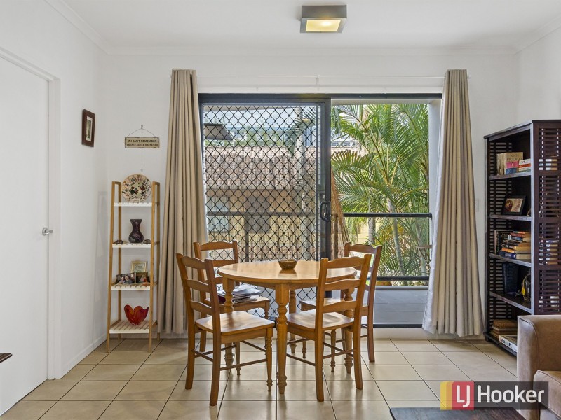 10/82-86 Mein Street, Scarborough QLD 4020