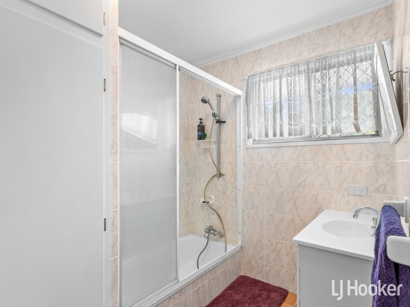 4 Kurrowah Crescent, Margate QLD 4019