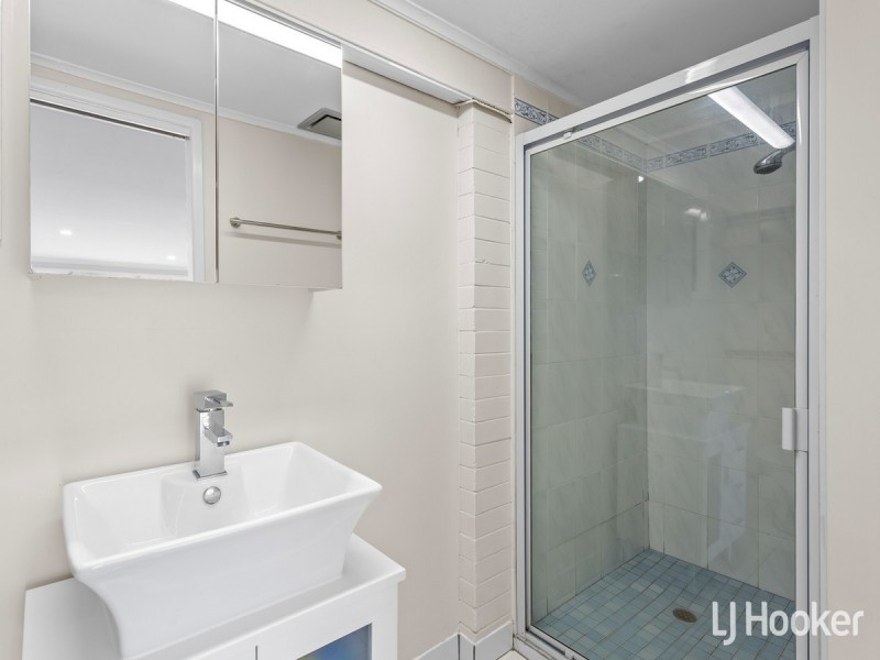 4 Kurrowah Crescent, Margate QLD 4019