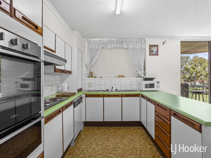 2/2a View Street, Woody Point QLD 4019