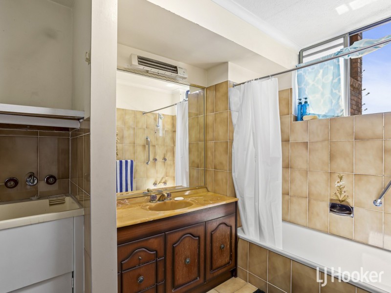 2/2a View Street, Woody Point QLD 4019