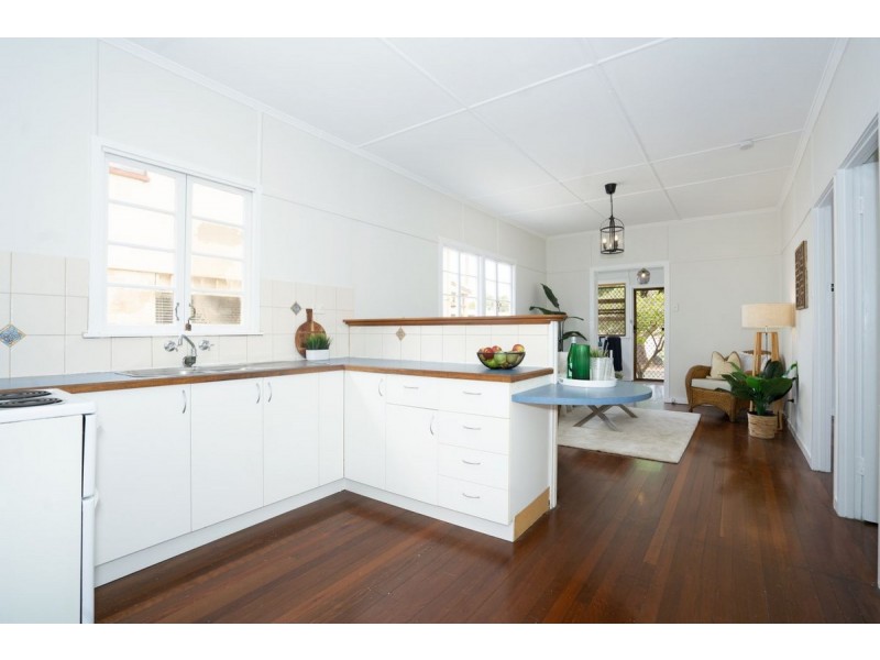 169 Mein Street, Scarborough QLD 4020