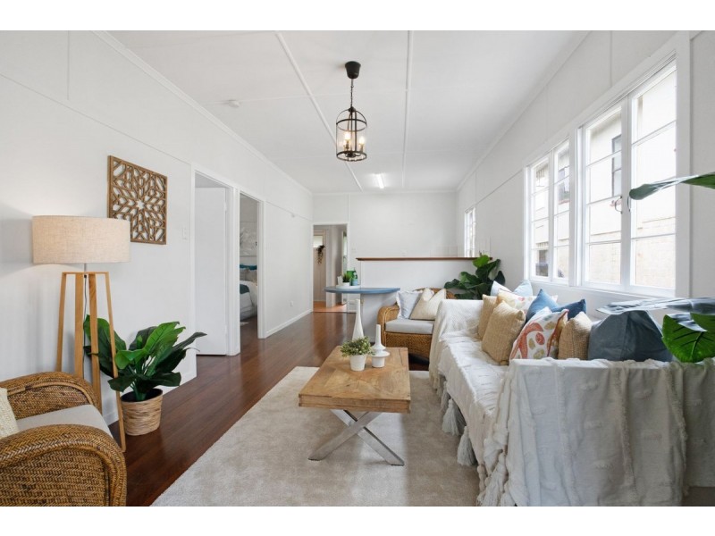 169 Mein Street, Scarborough QLD 4020