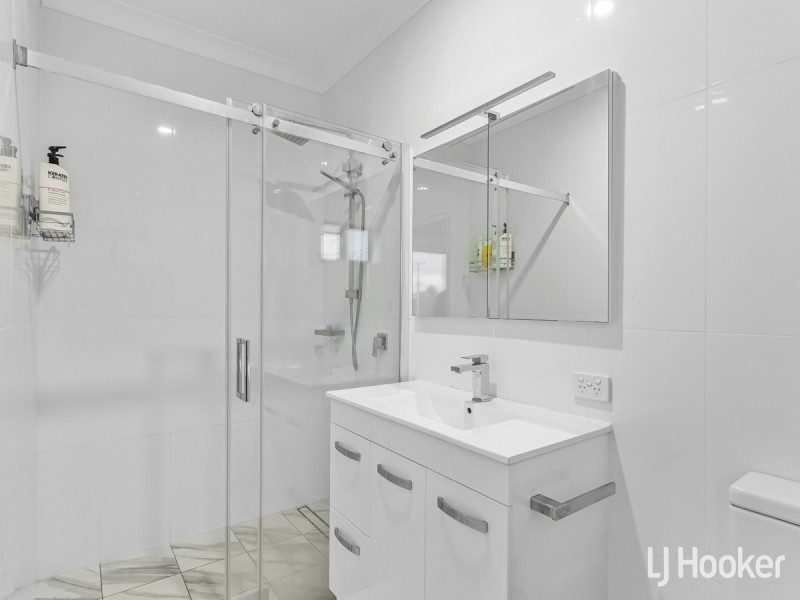 1 Roland Street, Clontarf QLD 4019